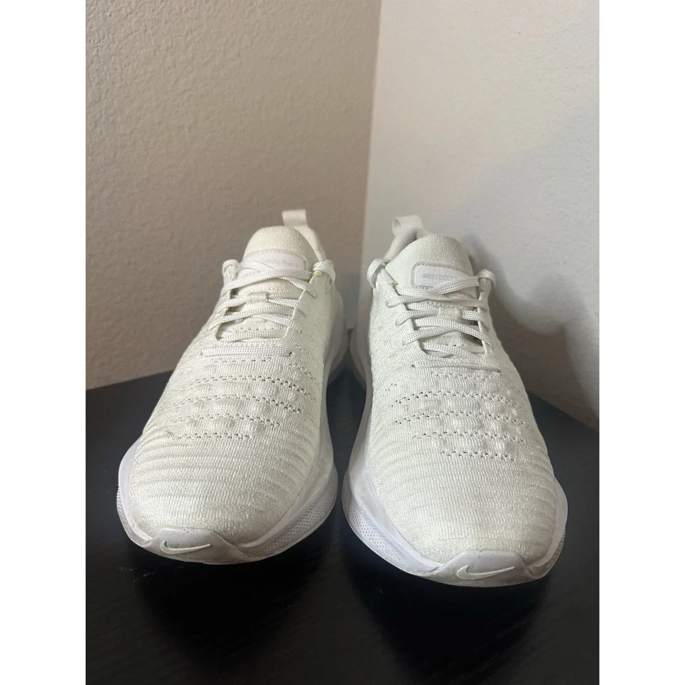 Nike ReactX Infinity Run 4 Womens Size 9 Triple White Running Shoes Sneakers